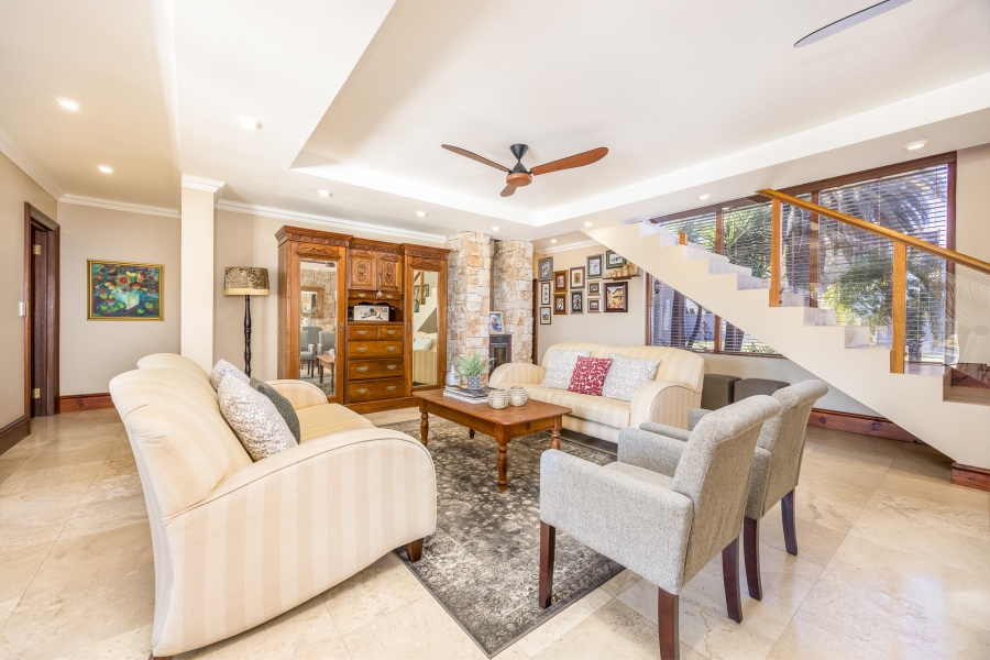 5 Bedroom Property for Sale in Klein Zevenwacht Western Cape
